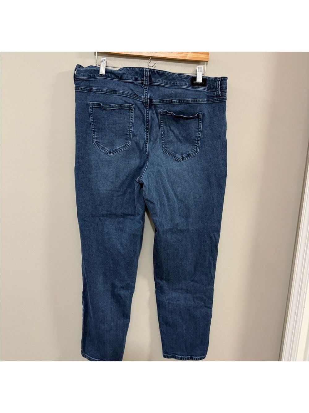 Liverpool Dark Blue The Slim Boyfriend Ankle Jeans. Size 16W - Picture 2 of 7